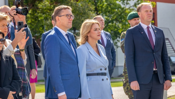 Peaminister koos ministritega tervitas Taara linnakus Läti valitsust